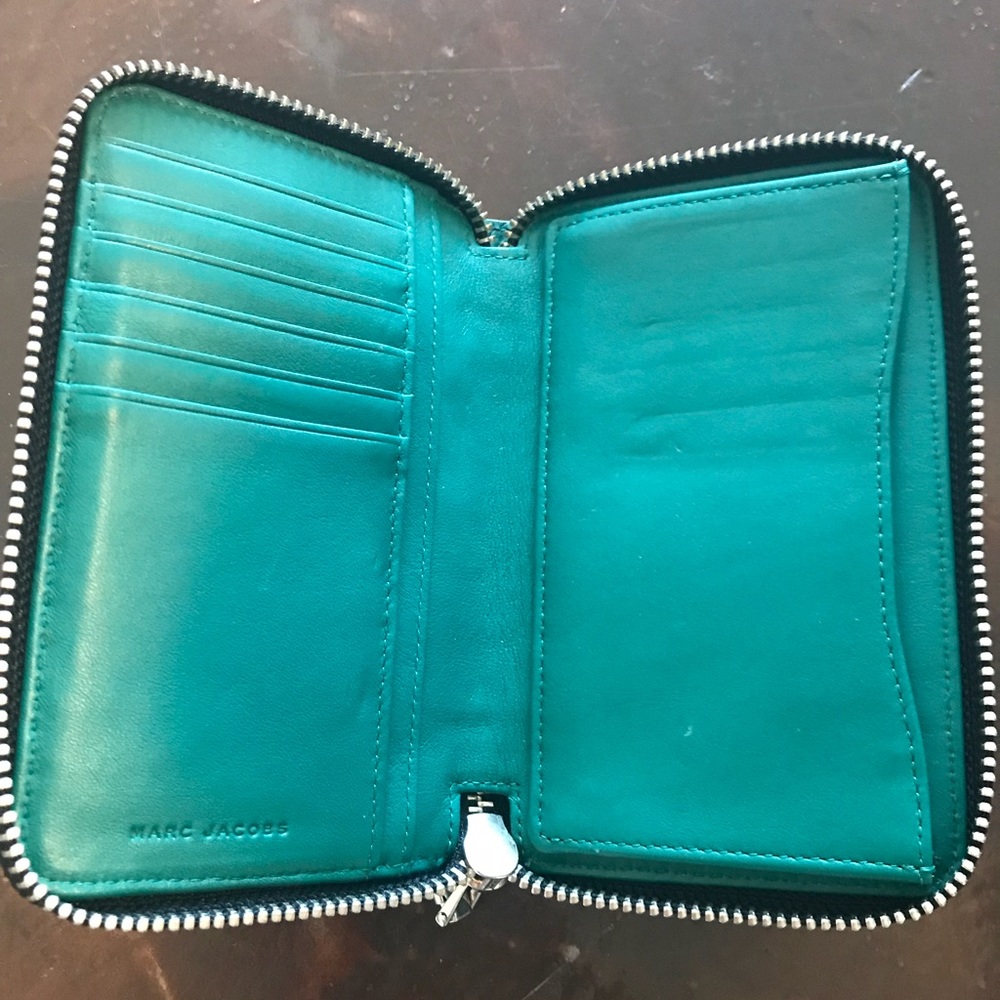 NEW w/o tags Marc Jacobs Wallet